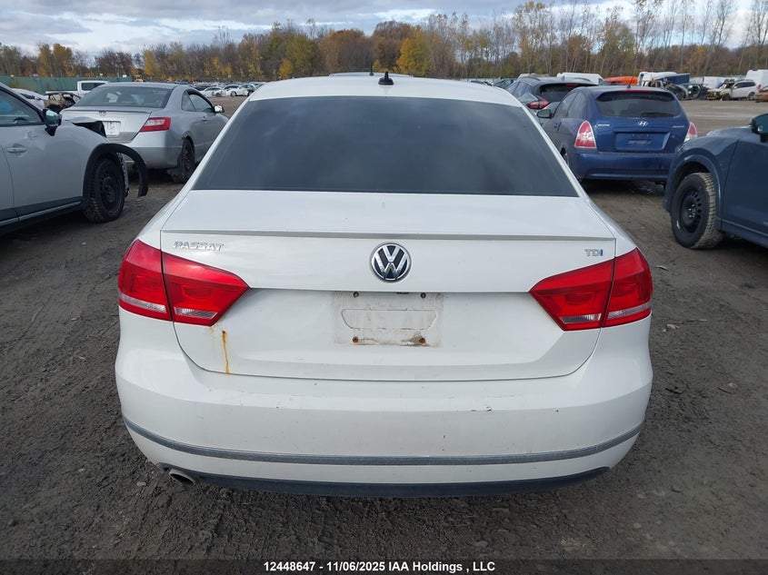 1VWCN7A34EC110472 2014 VOLKSWAGEN PASSAT photo no. 17