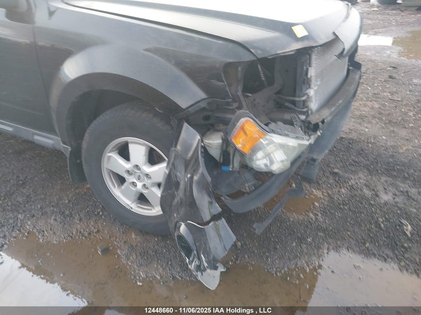 1FMCU0DG3AKC38936 2010 FORD ESCAPE photo no. 17