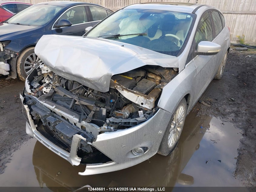 1FAHP3N2XCL186763 2012 FORD FOCUS photo no. 2