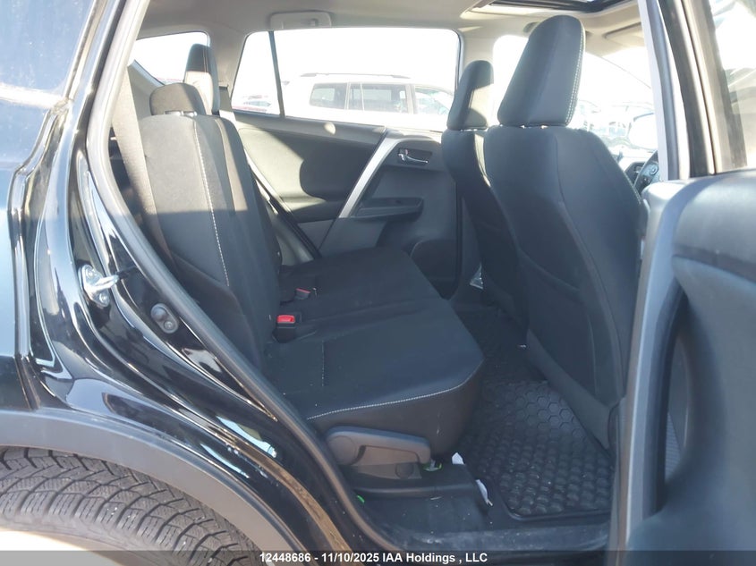 2T3RFREV5FW375031 2015 TOYOTA RAV 4 photo no. 8