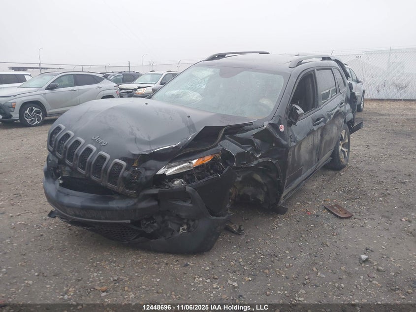 1C4PJMBS1FW509179 2015 JEEP CHEROKEE photo no. 2