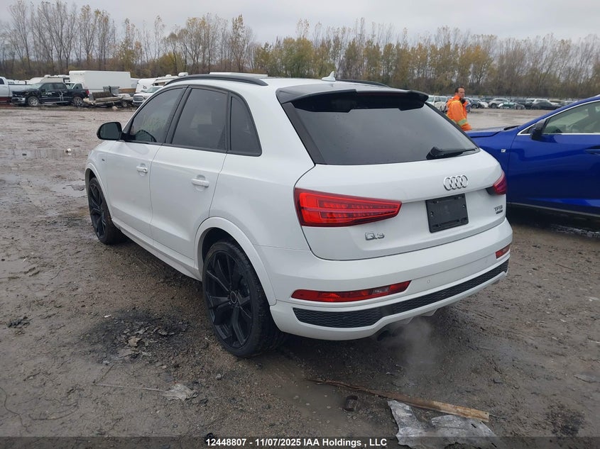 WA1GCCFSXJR031666 2018 AUDI Q3 photo no. 3