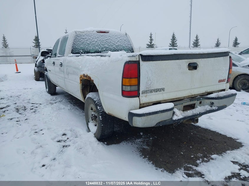 1GTHC23U14F201882 2004 GMC SIERRA photo no. 3