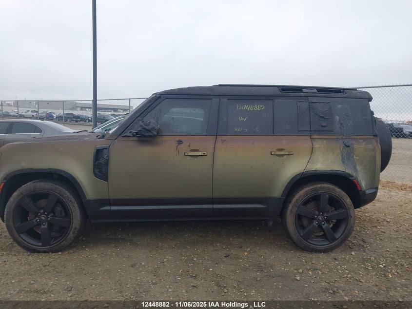 SALE27RU7N2086359 2022 LAND ROVER DEFENDER photo no. 13