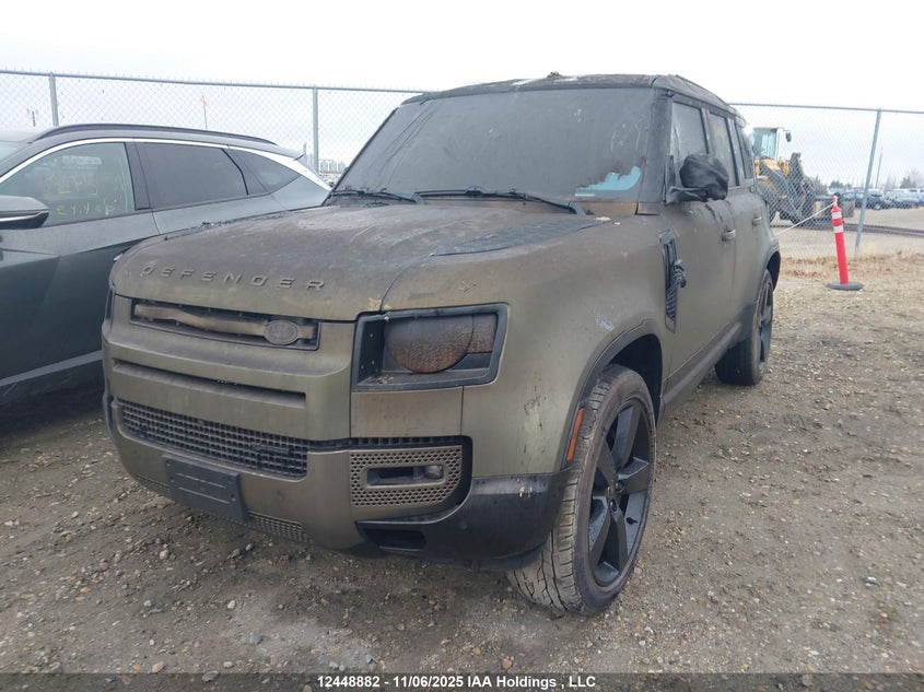 SALE27RU7N2086359 2022 LAND ROVER DEFENDER photo no. 2