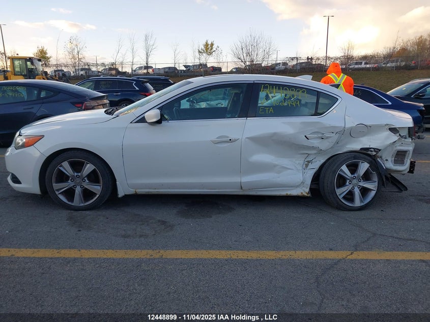 2013 Acura Ilx 20 Premium VIN: 19VDE1F53DE402449 Lot: 12448899