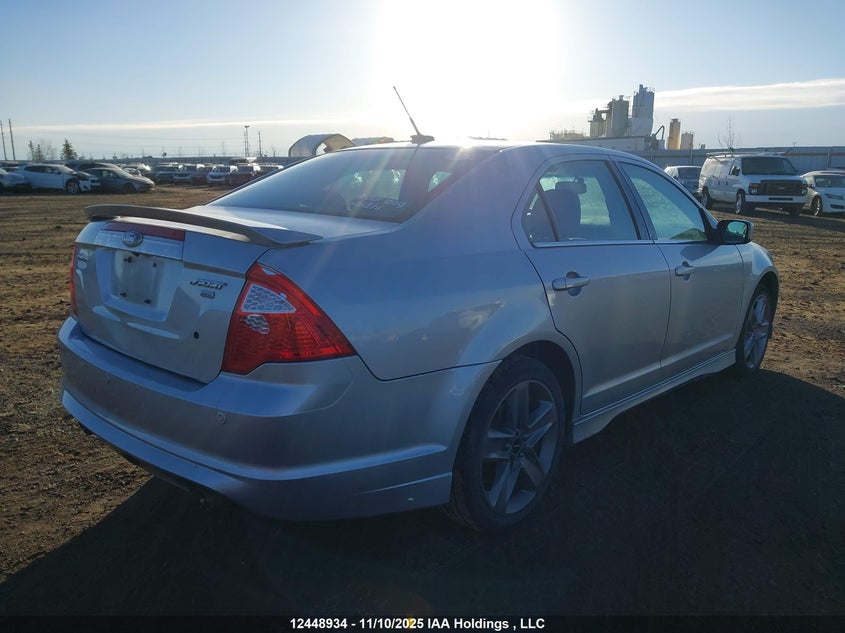 3FAHP0DC2AR380033 2010 FORD FUSION photo no. 4