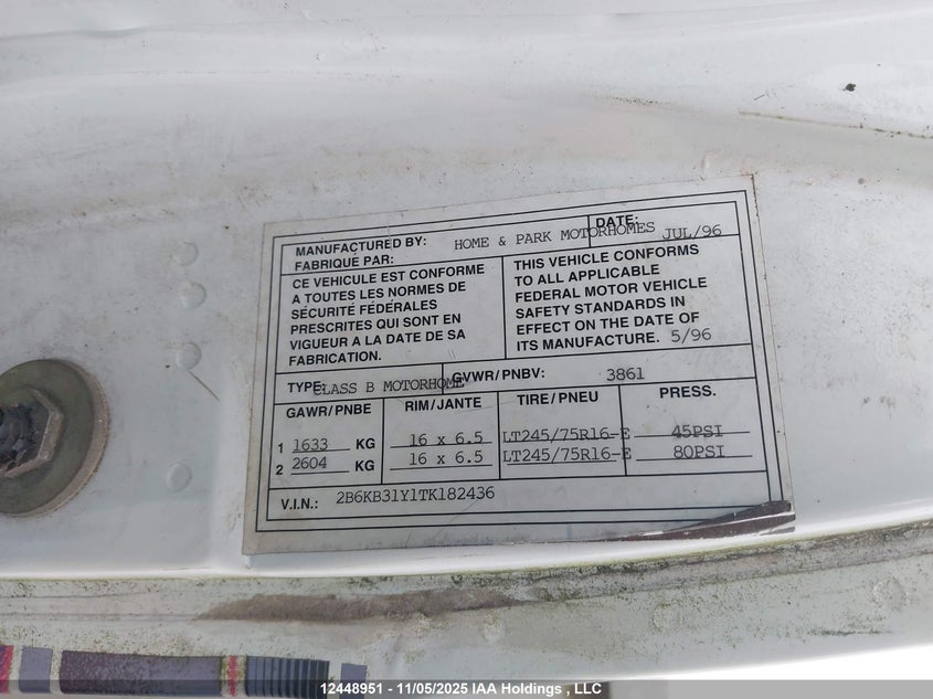 2B6KB31Y1TK182436 1996 DODGE RAM VAN photo no. 9