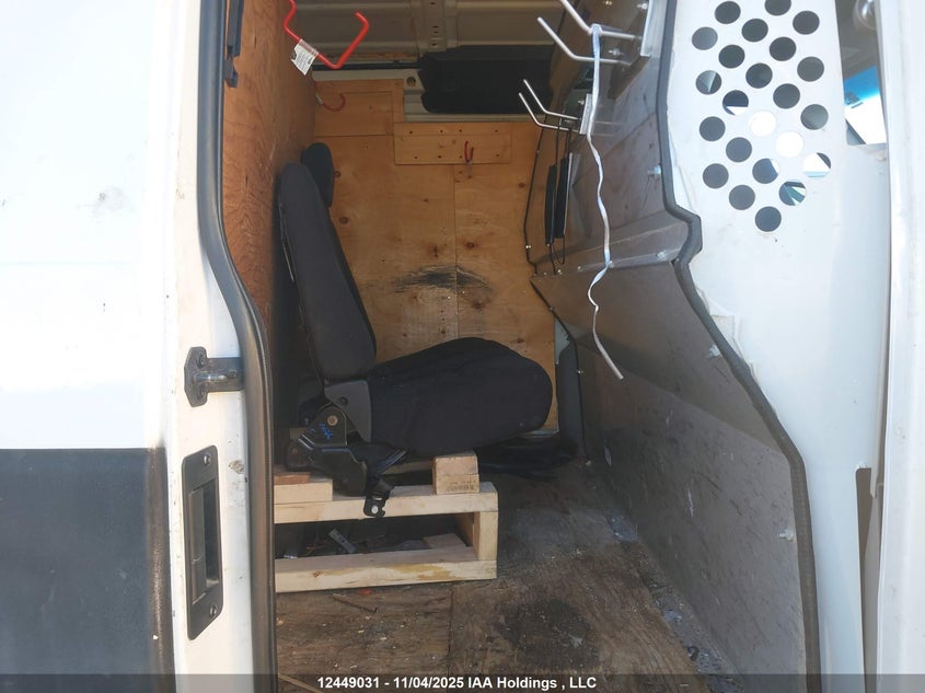 2010 Ford E-250 Commercial/Recreational VIN: 1FTNE2EW5ADA73620 Lot: 12449031