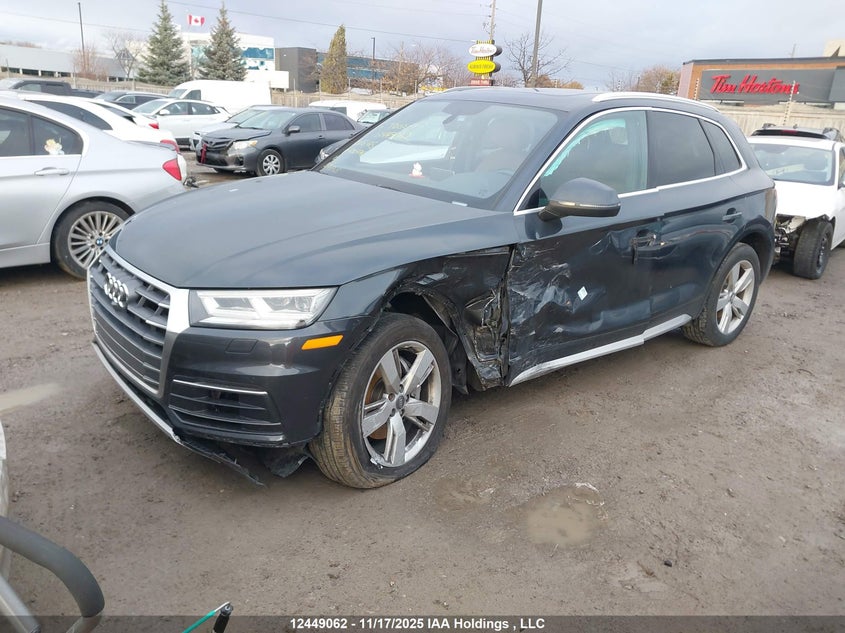 WA1CNAFY5J2120426 2018 AUDI Q5 photo no. 2