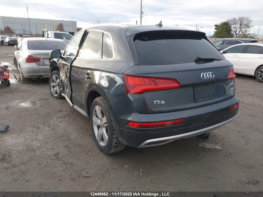 WA1CNAFY5J2120426 2018 AUDI Q5 photo no. 3