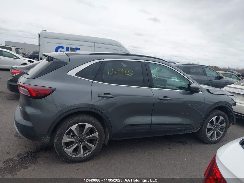 1FMCU9JA5SUA83462 2025 FORD ESCAPE photo no. 13