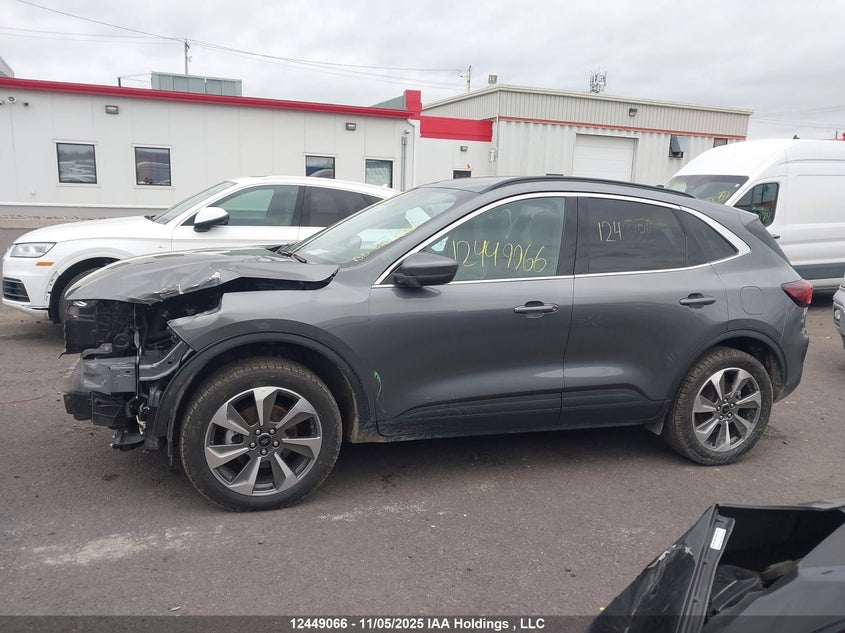 1FMCU9JA5SUA83462 2025 FORD ESCAPE photo no. 14