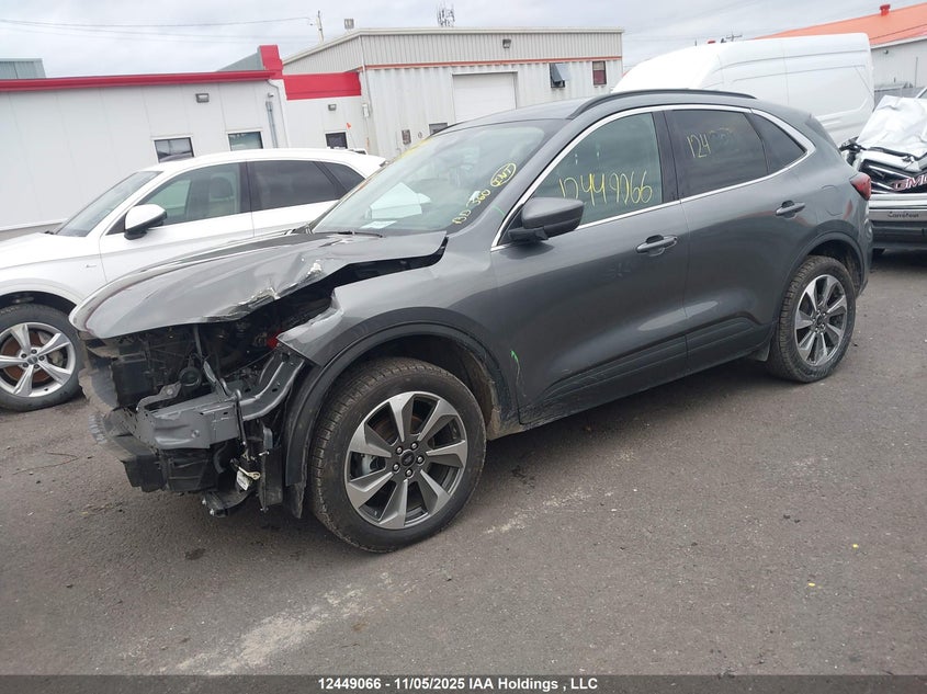 1FMCU9JA5SUA83462 2025 FORD ESCAPE photo no. 2