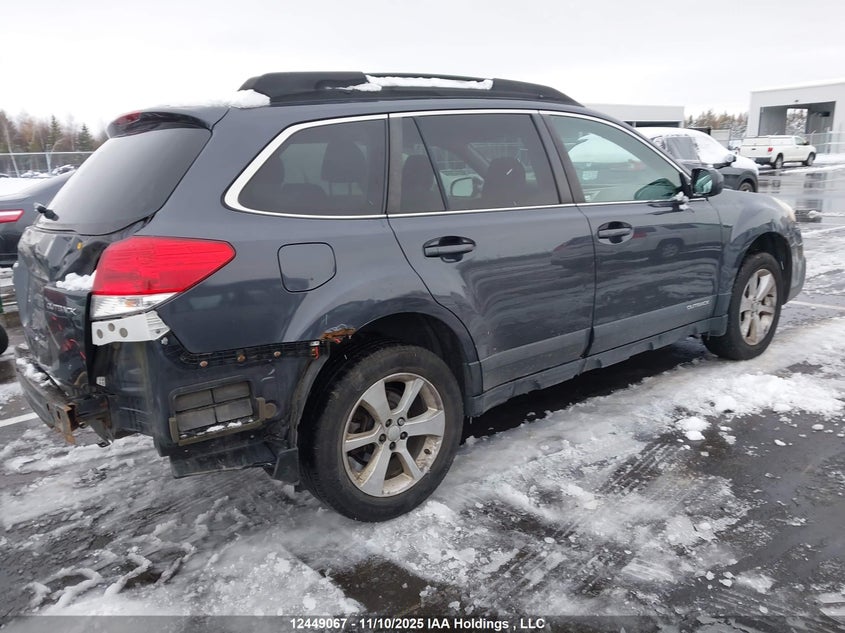 4S4BRGBC9D3226133 2013 SUBARU OUTBACK photo no. 4