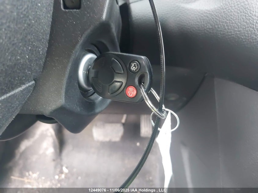 1FAHP3F23CL306059 2012 FORD FOCUS photo no. 11