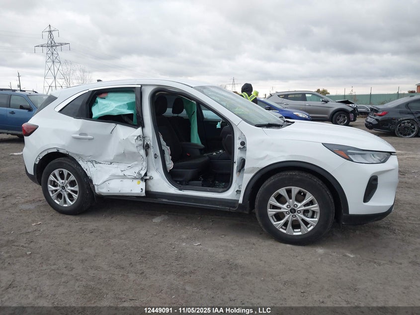 1FMCU0GN1PUA60760 2023 FORD ESCAPE photo no. 14