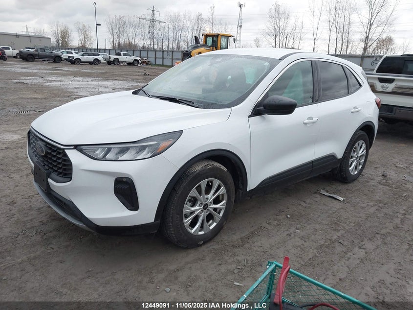 1FMCU0GN1PUA60760 2023 FORD ESCAPE photo no. 2
