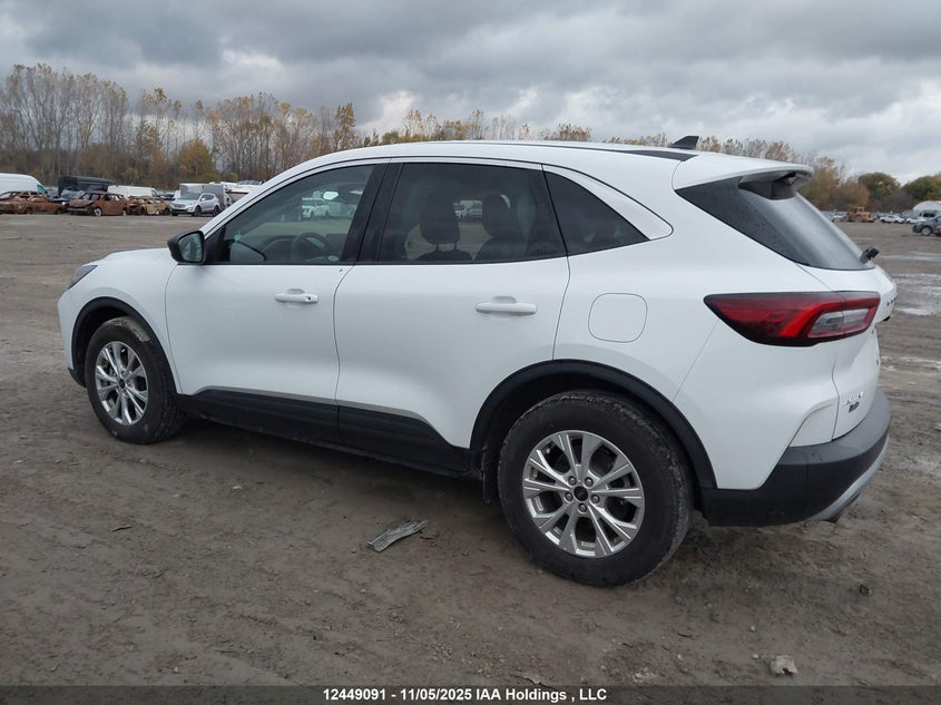 1FMCU0GN1PUA60760 2023 FORD ESCAPE photo no. 3