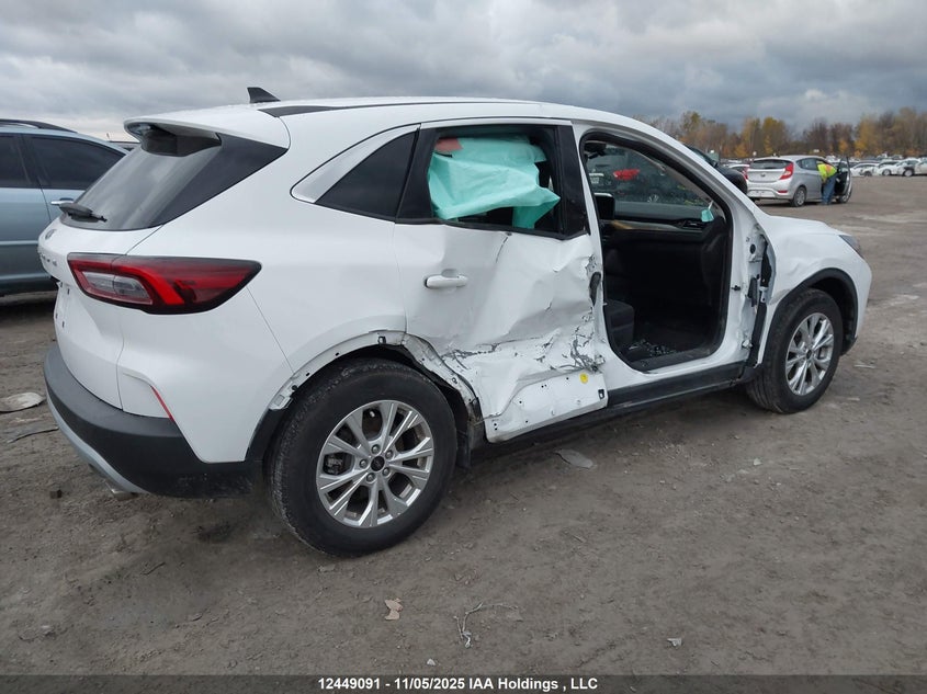 1FMCU0GN1PUA60760 2023 FORD ESCAPE photo no. 4