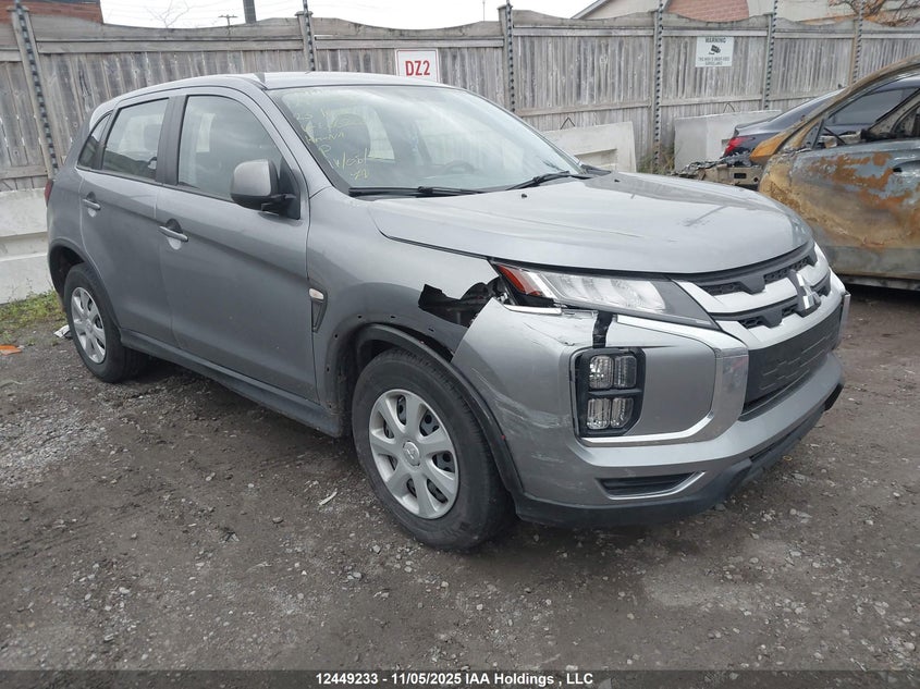 JA4AJUAU7PU606208 2023 MITSUBISHI RVR photo no. 2