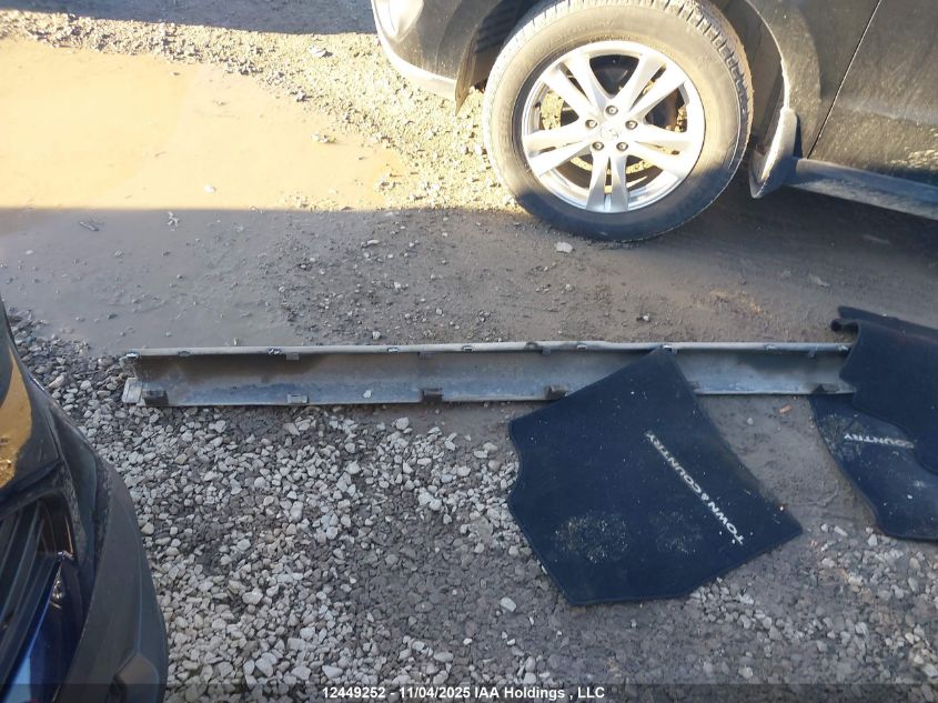 2011 Chrysler Town & Country Touring VIN: 2A4RR5DGXBR723083 Lot: 12449252