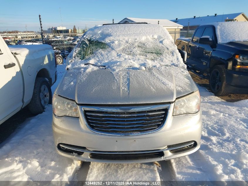 2011 Chrysler Town & Country Touring VIN: 2A4RR5DGXBR723083 Lot: 12449252