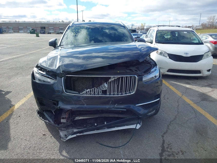YV4A22PL2K1470860 2019 VOLVO XC90 photo no. 12