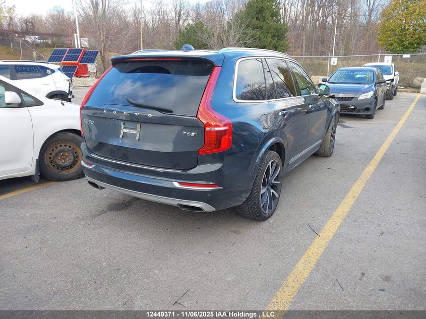 YV4A22PL2K1470860 2019 VOLVO XC90 photo no. 4