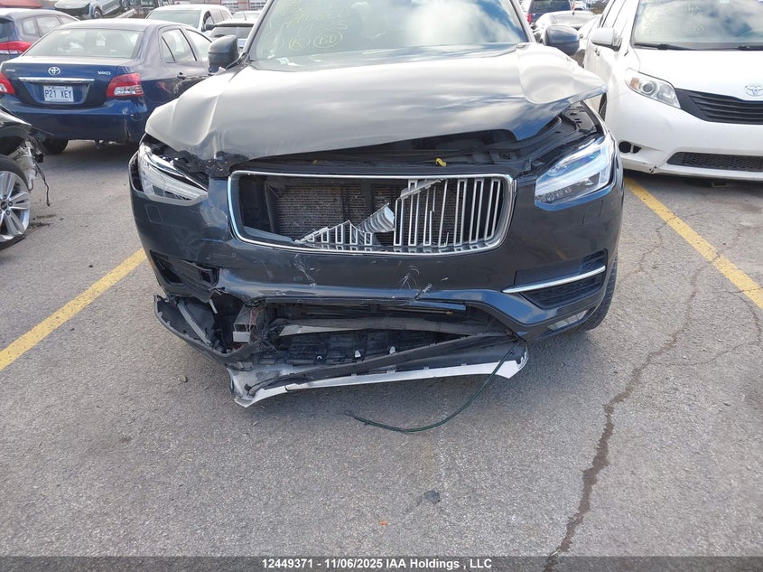 YV4A22PL2K1470860 2019 VOLVO XC90 photo no. 6