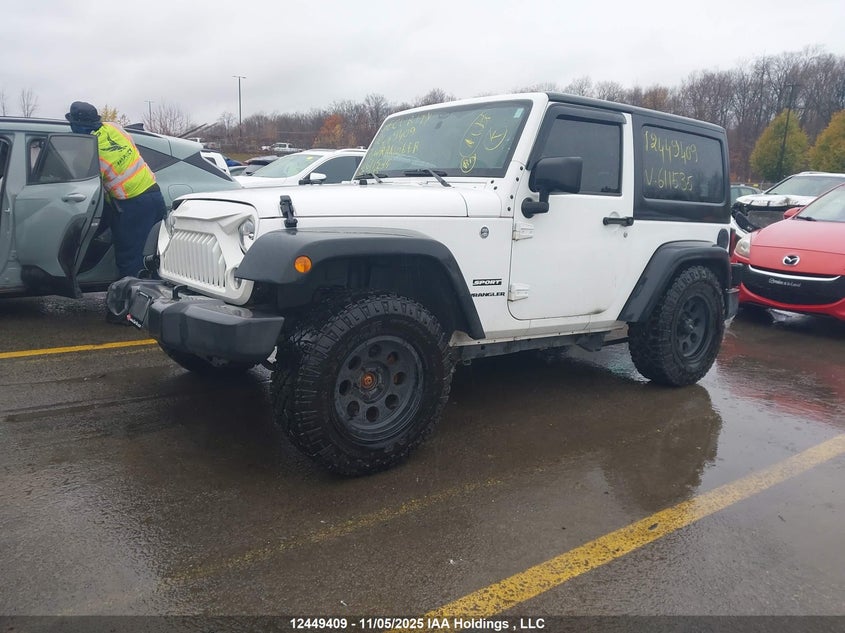 1C4AJWAGXHL611535 2017 JEEP WRANGLER photo no. 2