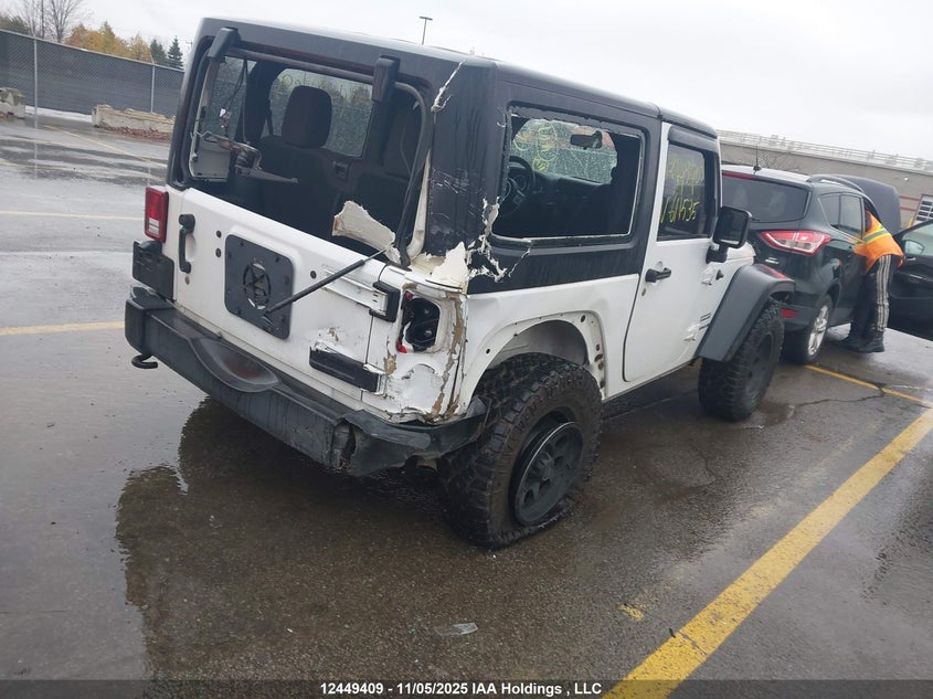 1C4AJWAGXHL611535 2017 JEEP WRANGLER photo no. 4