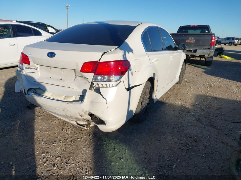 4S3BMGG62D3030959 2013 SUBARU LEGACY photo no. 4