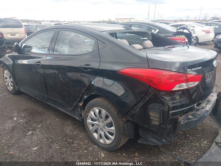 5NPDH4AEXDH319359 2013 HYUNDAI ELANTRA photo no. 15