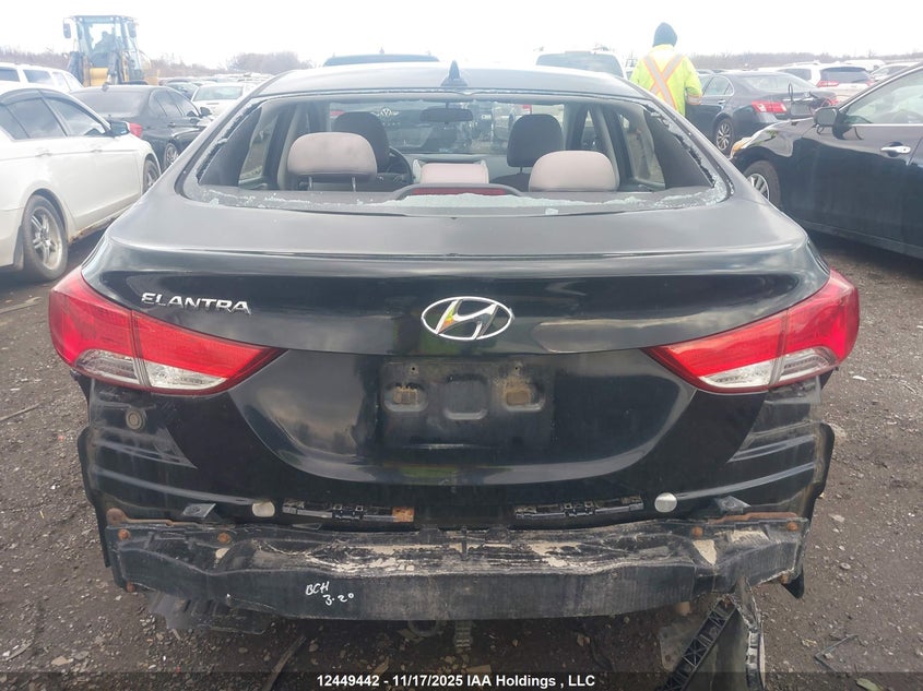 5NPDH4AEXDH319359 2013 HYUNDAI ELANTRA photo no. 17