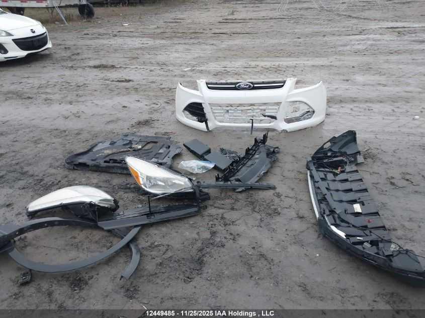 2014 Ford Escape Titanium VIN: 1FMCU9J90EUD82027 Lot: 12449485