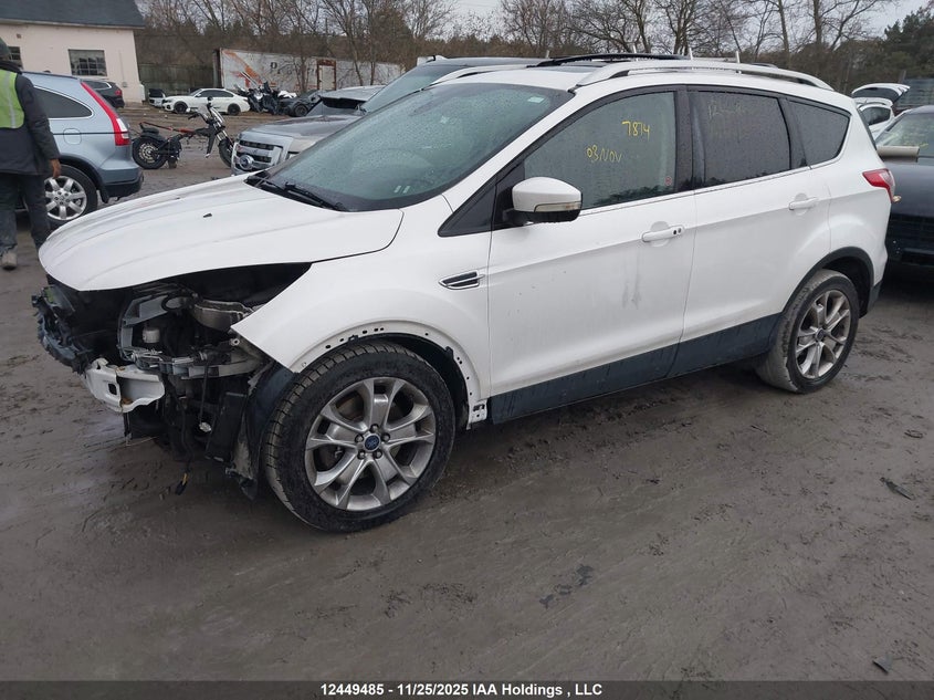 1FMCU9J90EUD82027 2014 FORD ESCAPE photo no. 2
