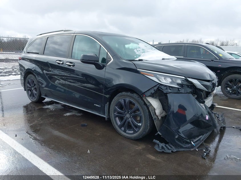 5TDGRKEC5MS017186 2021 TOYOTA SIENNA photo no. 1