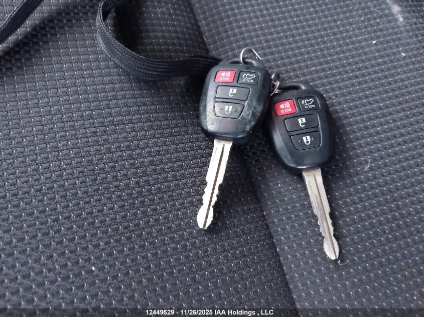 2017 Toyota Rav4 Xle VIN: 2T3RFREV2HW576534 Lot: 12449529