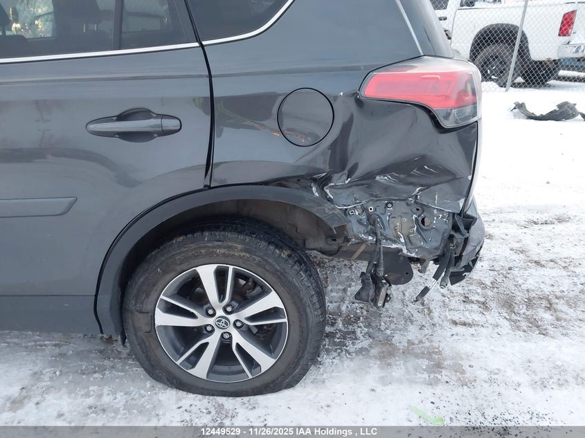 2017 Toyota Rav4 Xle VIN: 2T3RFREV2HW576534 Lot: 12449529