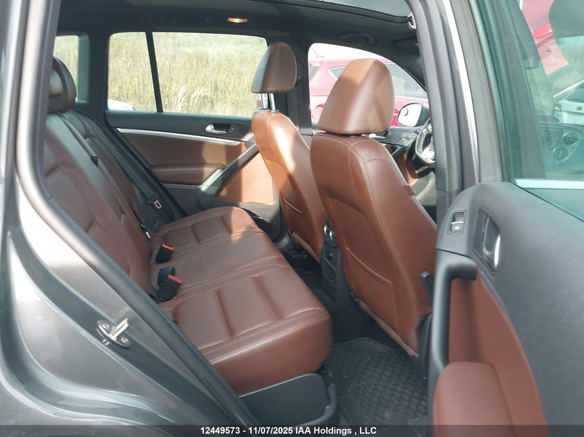 WVGJV7AX4GW008289 2016 VOLKSWAGEN TIGUAN photo no. 8