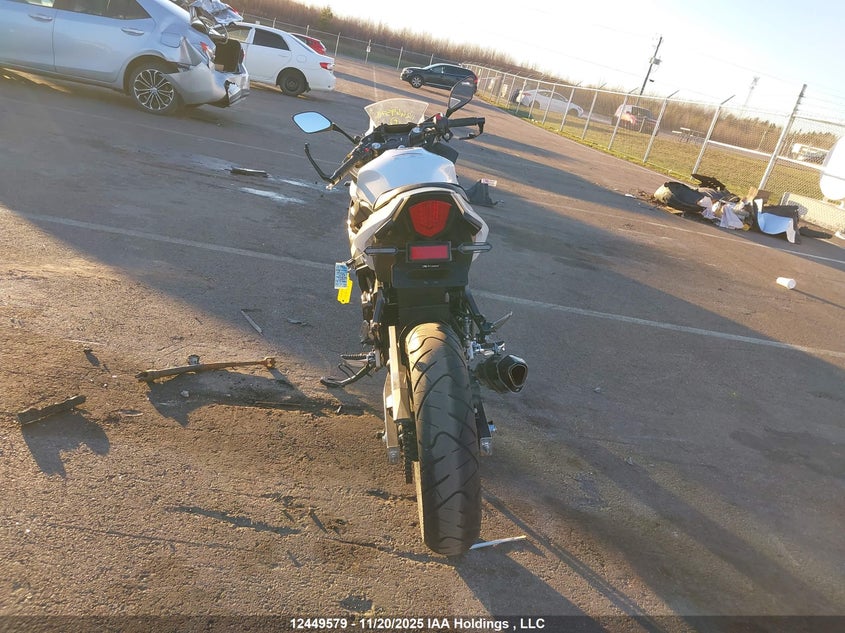 2021 Suzuki Gsx250R VIN: LC6DN11AXM1100022 Lot: 12449579