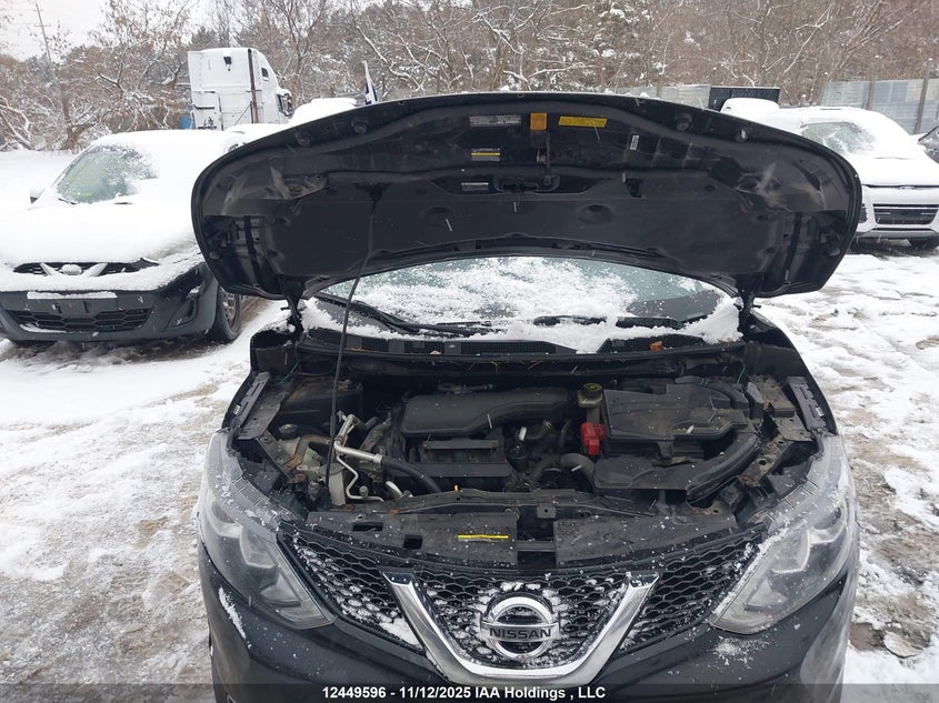 JN1BJ1CR4JW209748 2018 NISSAN ROGUE photo no. 10