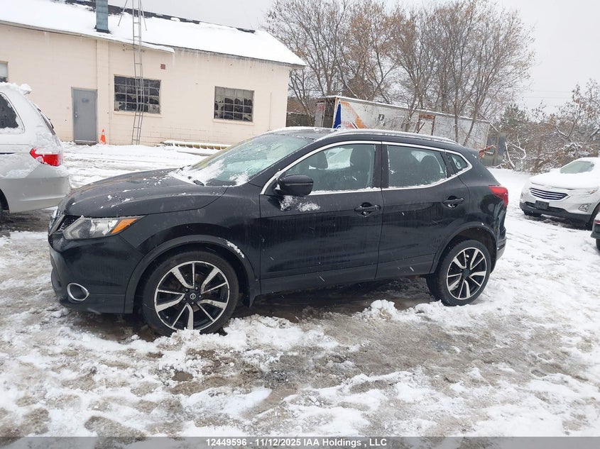 JN1BJ1CR4JW209748 2018 NISSAN ROGUE photo no. 13