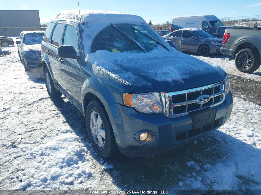 1FMCU9D79BKA70242 2011 FORD ESCAPE photo no. 18