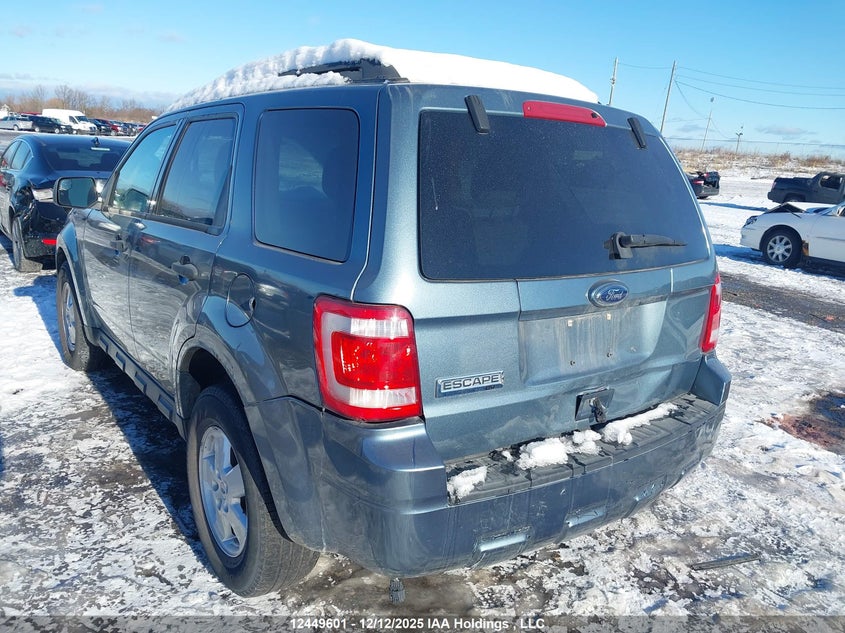 1FMCU9D79BKA70242 2011 FORD ESCAPE photo no. 3