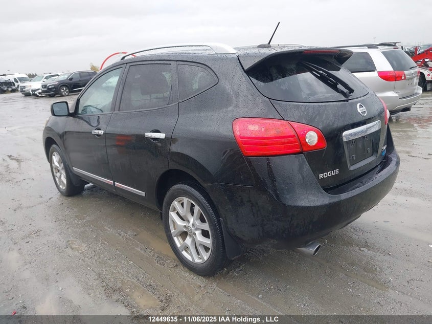 JN8AS5MVXBW308699 2011 NISSAN ROGUE photo no. 3