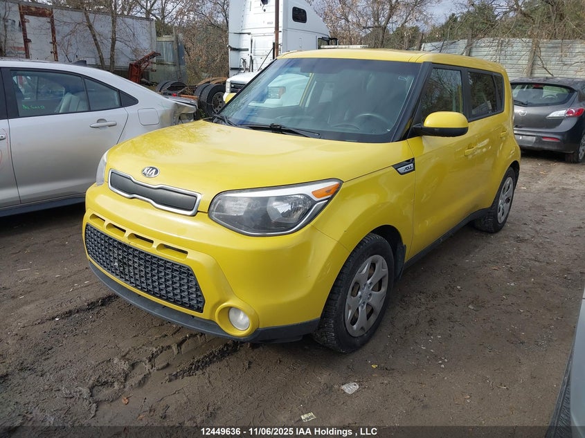 KNDJN2A25G7241569 2016 KIA SOUL photo no. 2