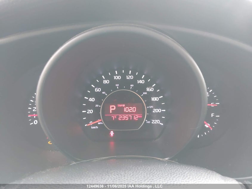 KNDJN2A25G7241569 2016 KIA SOUL photo no. 7