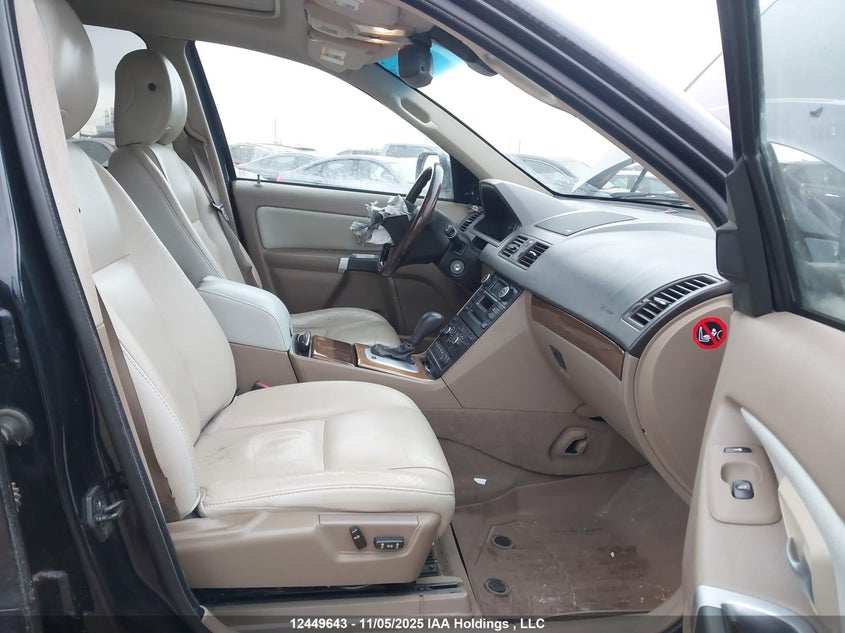 YV4CZ982071354633 2007 VOLVO XC90 photo no. 5